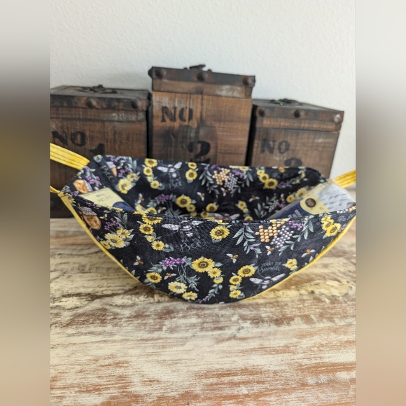 Hand Crafted Sling Basket Bin, Sunflower - Picture 4 of 5